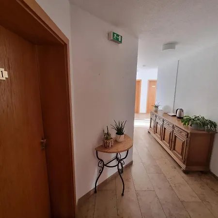 호텔 & Restaurant Tanne