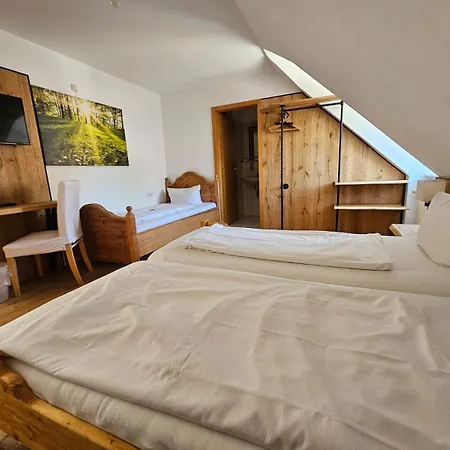 & Restaurant Tanne 호텔 2*