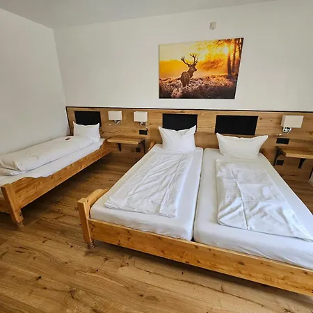 Hotel & Restaurant Tanne 2*